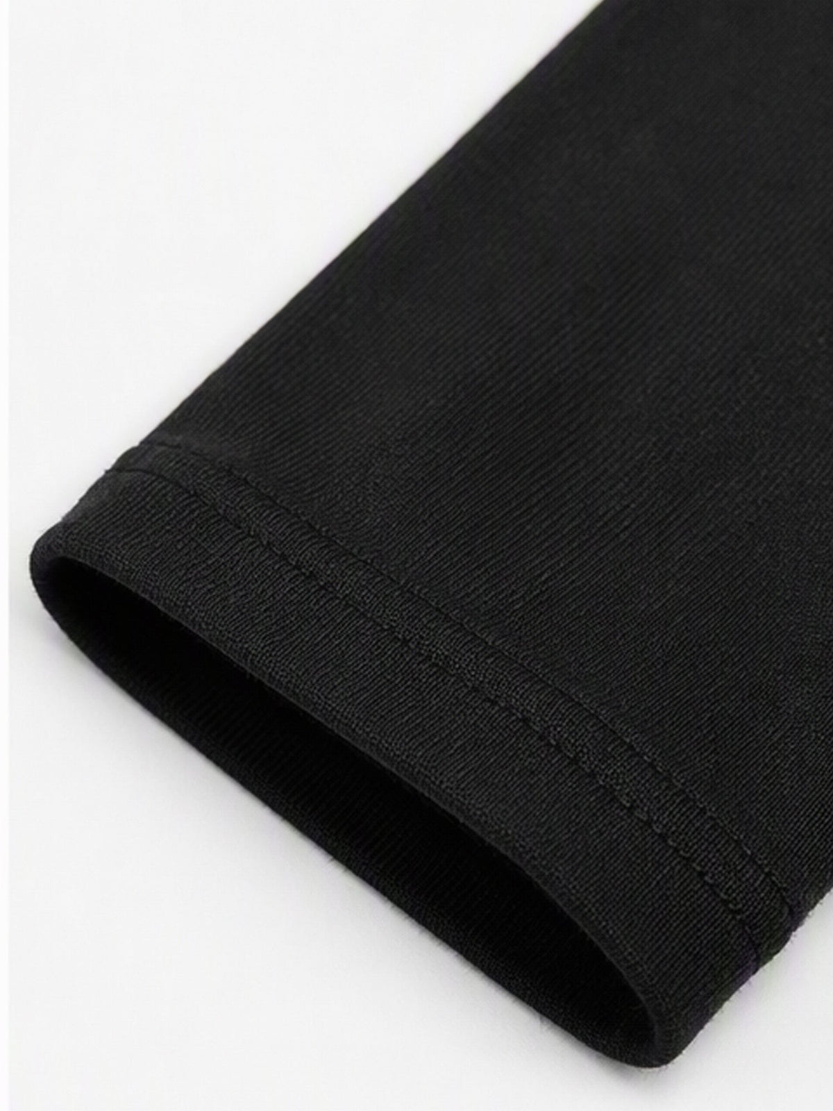Men's Slim Fit Mock Turtleneck Top – Sleek, Stretchy, Modern Everyday Essential