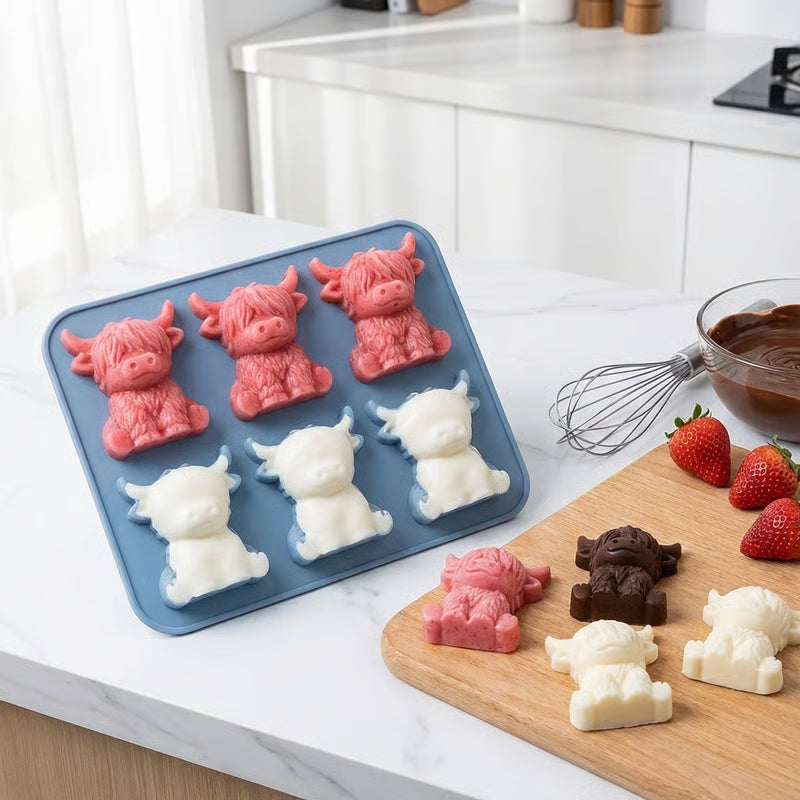 ⏳LAST DAY BUY1 GET 1 FREE!!🐮 Mini Highland Cow Ice Cube Mold – Cute 3D Ice for Drinks, Parties & Gifts