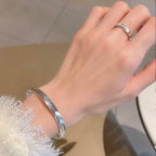 ✨🌙 Captivate every gaze – The polished cat's eye stone bracelet 🌙✨