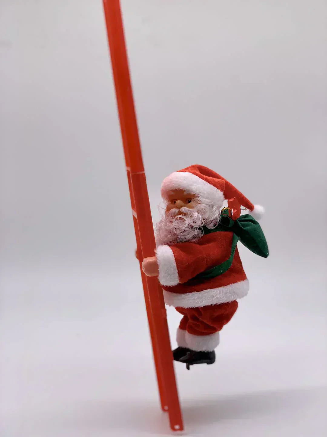 🔥 Start preparing now-Up to 50% OFF 🎅🏻🎄Electric Chimney Climbing Santa Claus Musical Toys